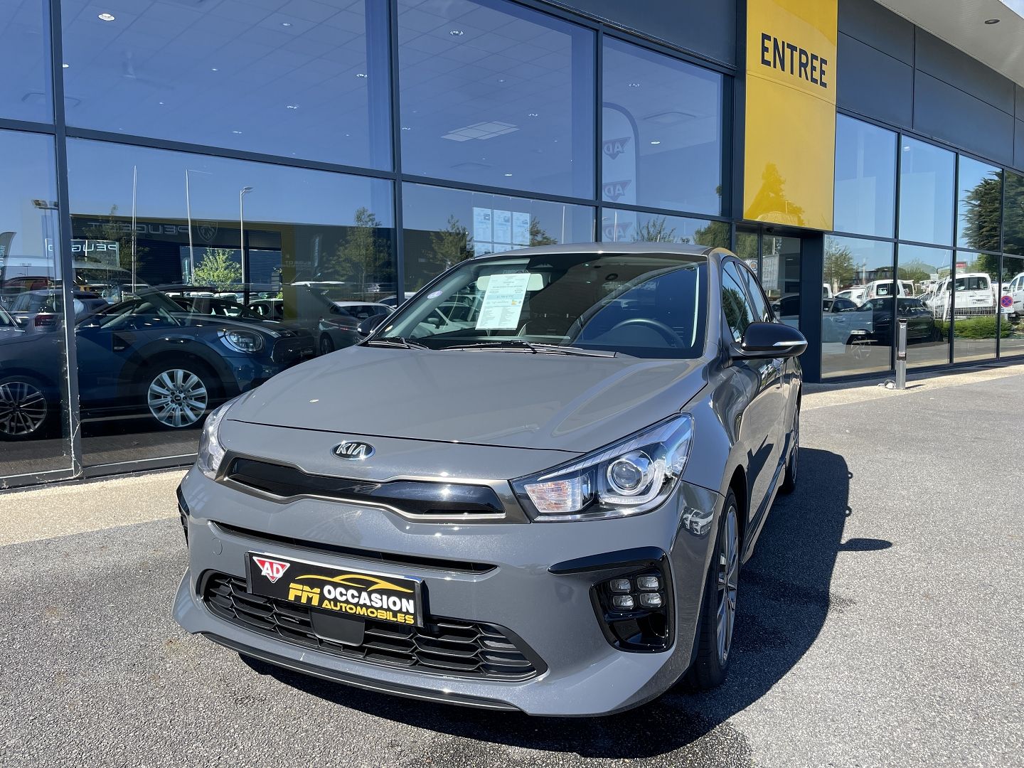 KIA RIO a vannes en morbihan et bretagne