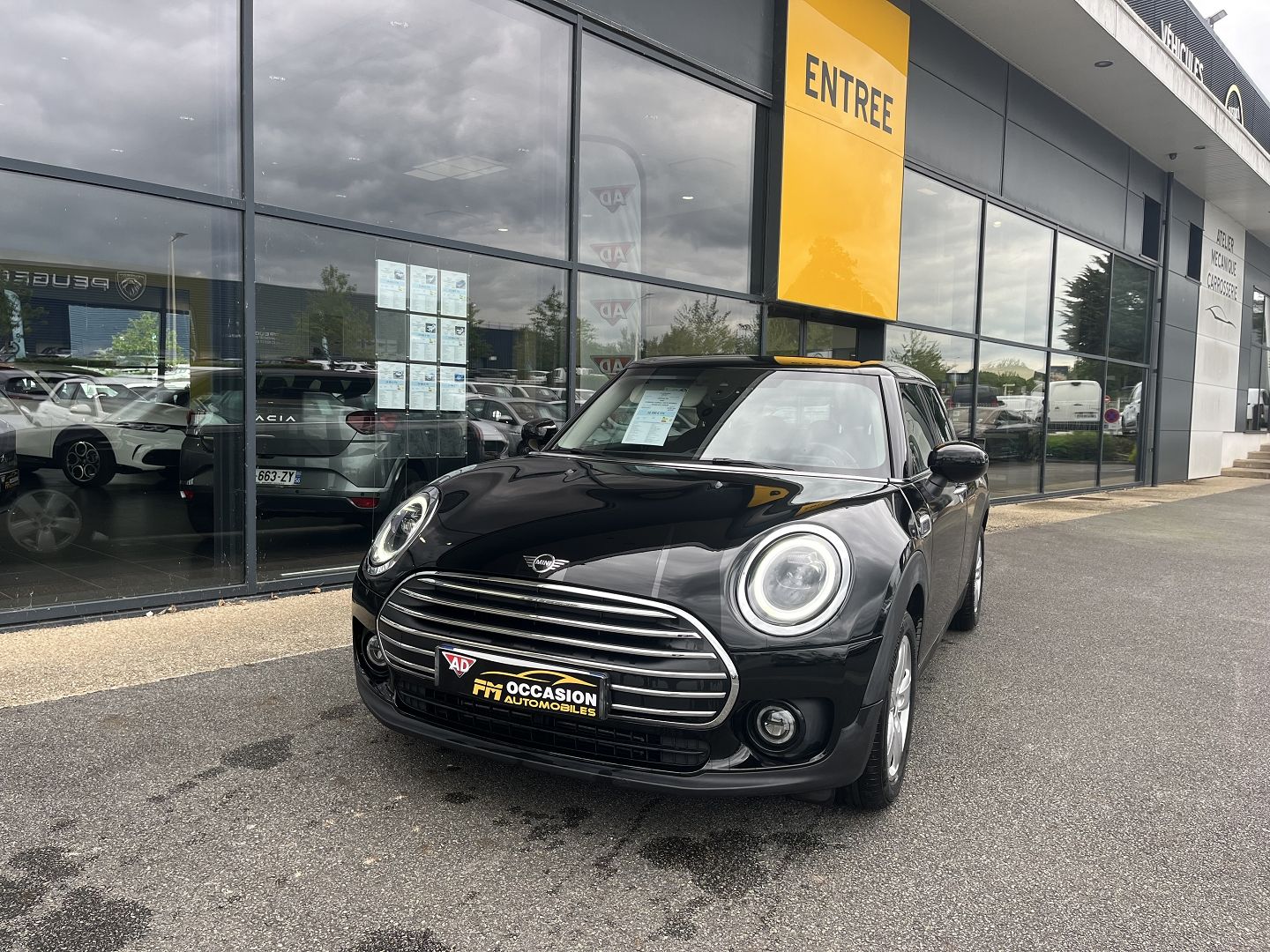 MINI CLUBMAN a vannes en morbihan et bretagne